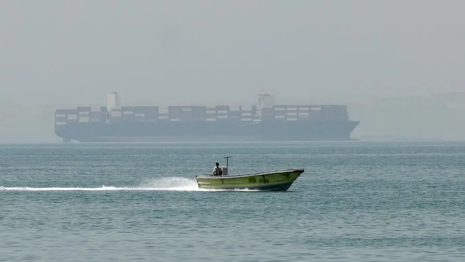 Dinamika Kendali Iran dan Pergeseran Rute Pelayaran di Selat Hormuz