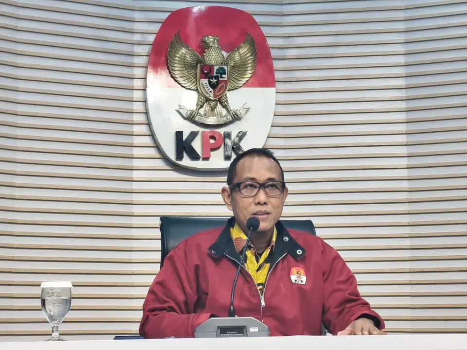 KPK Tahan Tiga Tersangka Kasus Dugaan Korupsi Proyek Digitalisasi SPBU Pertamina