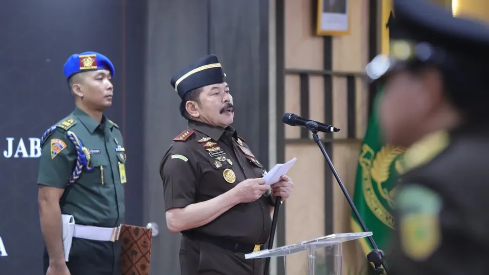Jaksa Agung Sanitiar Burhanuddin Lantik 34 Pejabat Kejaksaan Agung dan Tegaskan Pentingnya Integritas
