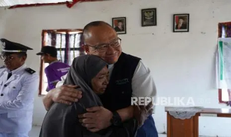 InJourney Group Salurkan Bantuan untuk Warga Terdampak Bencana di NTT