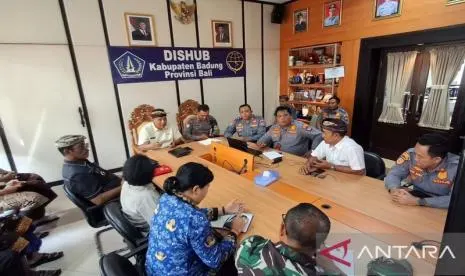 Rencana Penertiban Parkir Liar Truk di Kawasan Jalan Terminal Mengwi, Badung