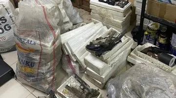 Temuan Senjata, Narkoba, dan CD Porno di Ruang Mantan Ketua Yayasan Sekolah Jakarta Selatan