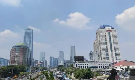 Prakiraan Cuaca DKI Jakarta Hari Sabtu, Dominasi Cerah Berawan dan Potensi Hujan di Kepulauan Seribu