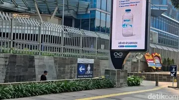 Penjelasan Apindo Terkait Pemasangan Pagar Tinggi di Pusat Perbelanjaan