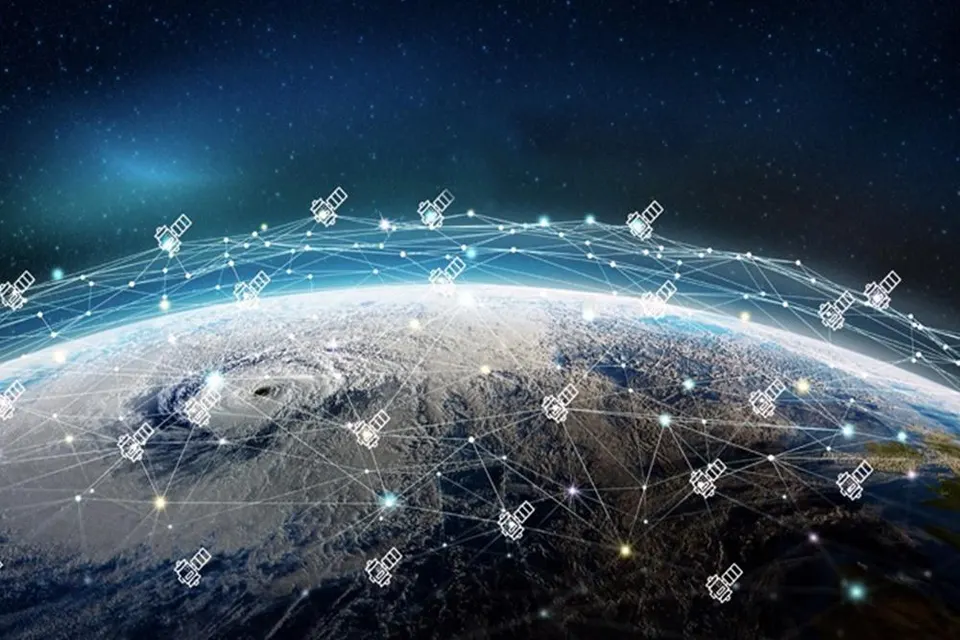Layanan Internet Satelit Starlink Resmi Beroperasi di Indonesia