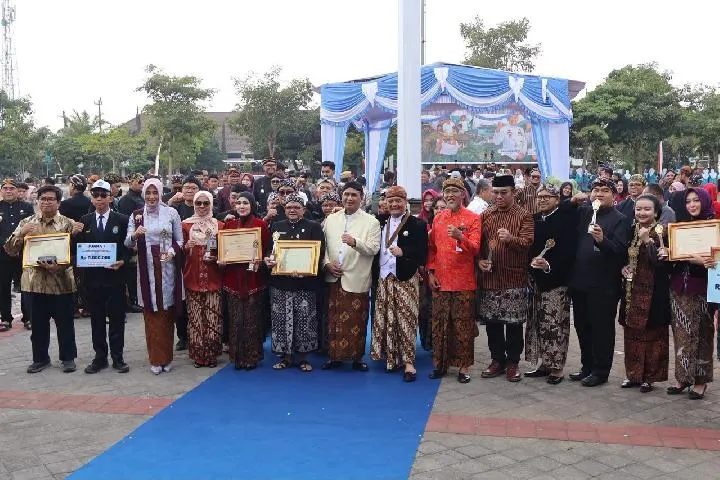 Blora Resmi Masuk Jajaran 10 Besar Daerah Paling Berdaya Saing di Jawa Tengah