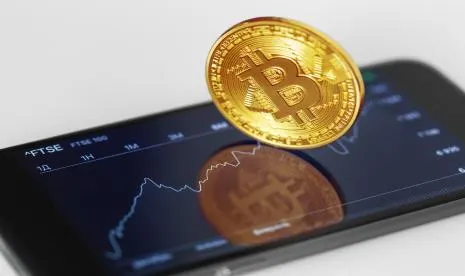 Strategi Investor Kripto di Tengah Fluktuasi Pasar dan Tren Aset Global