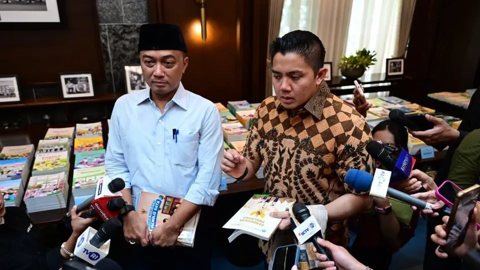 Rencana Pemerintah Memperbaiki Kualitas Buku Pelajaran Sekolah SD hingga SMA