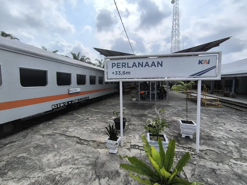 Cara Mengoptimalkan Layanan Stasiun Perlanaan untuk Perjalanan Penumpang dan Distribusi Logistik