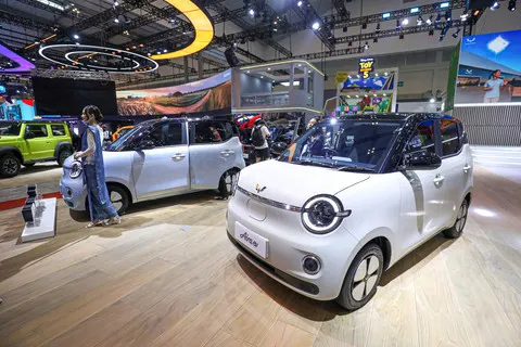 Cara Memilih Mobil Listrik di Bawah Rp 300 Juta pada Ajang GIIAS 2026