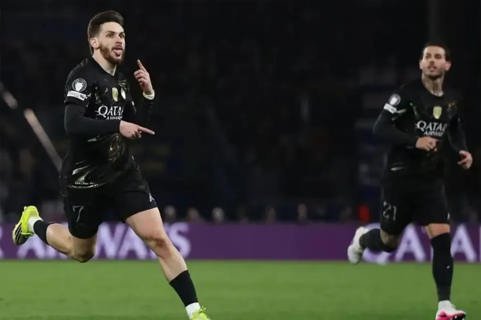 Jadwal dan Akses Live Streaming PSG vs Manchester United Pramusim 2026