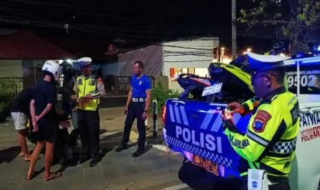 Satlantas Polresta Banjarmasin Tindak 20 Pelanggar Lalu Lintas untuk Tekan Balap Liar