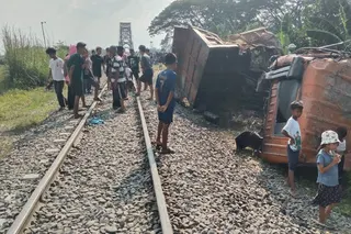 Menjaga Keselamatan di Perlintasan Kereta Api Tanpa Plang Berdasarkan Insiden Serdang Bedagai